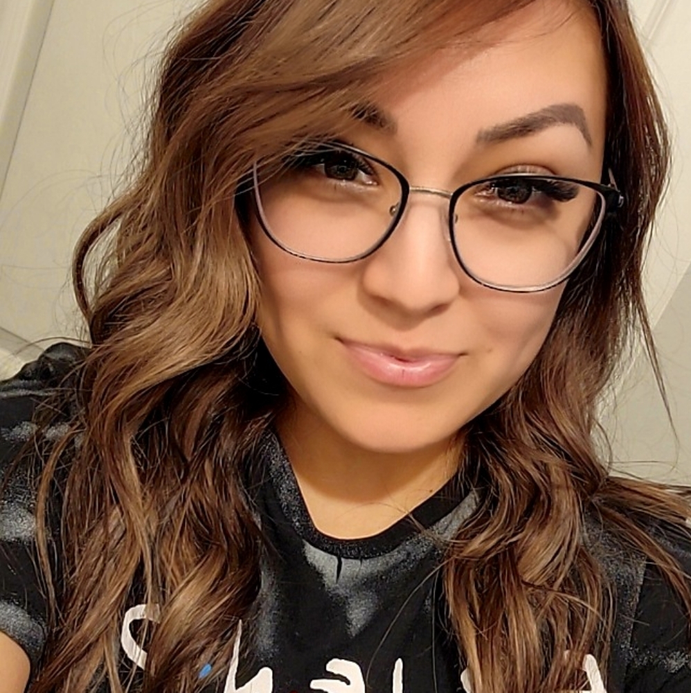 Meet your Posher, Maria